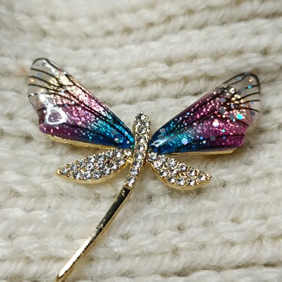 Broš model "Dragonfly"